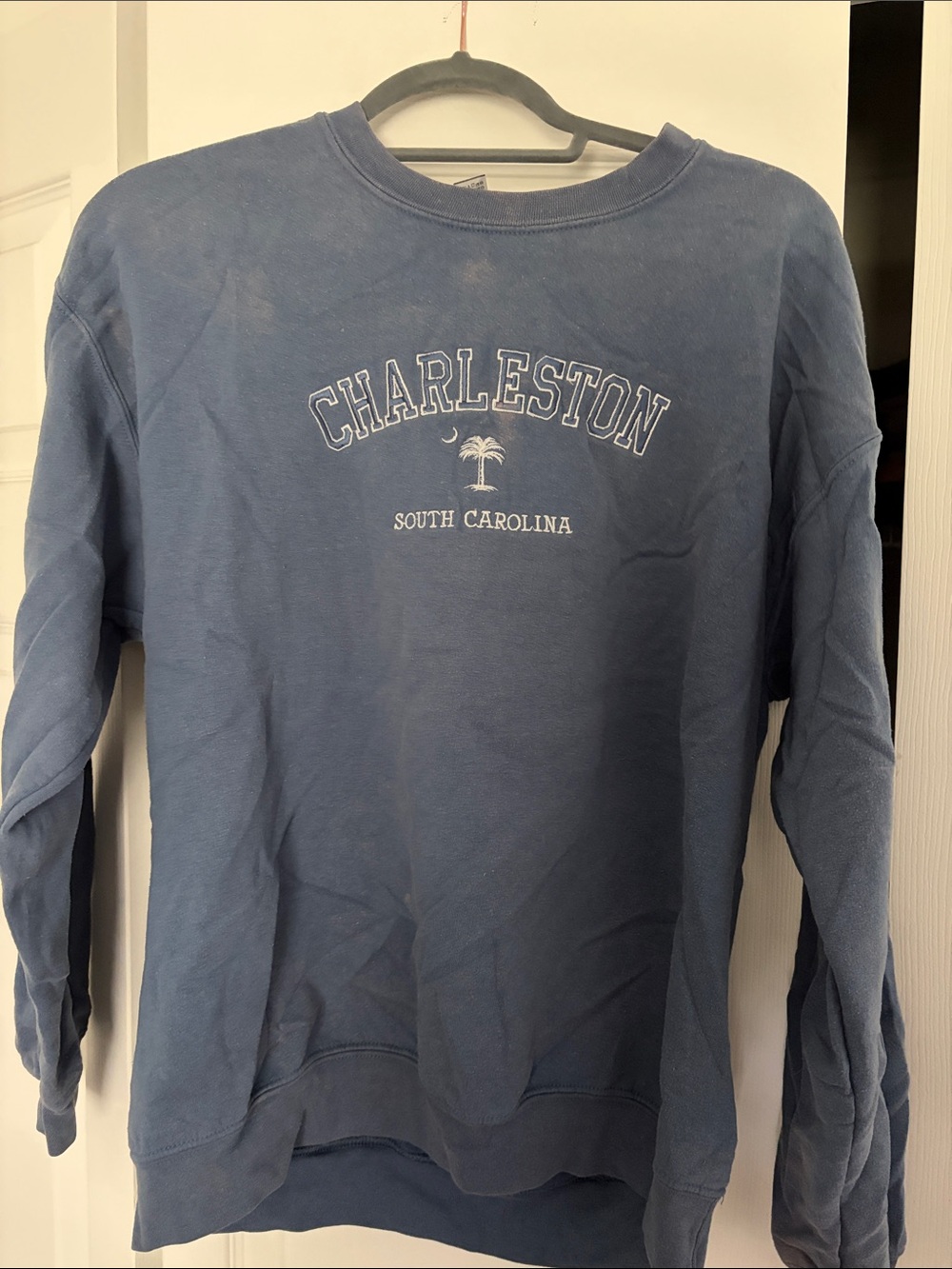 Gildan Blue Charleston South Carolina Crewneck Sweatshirt